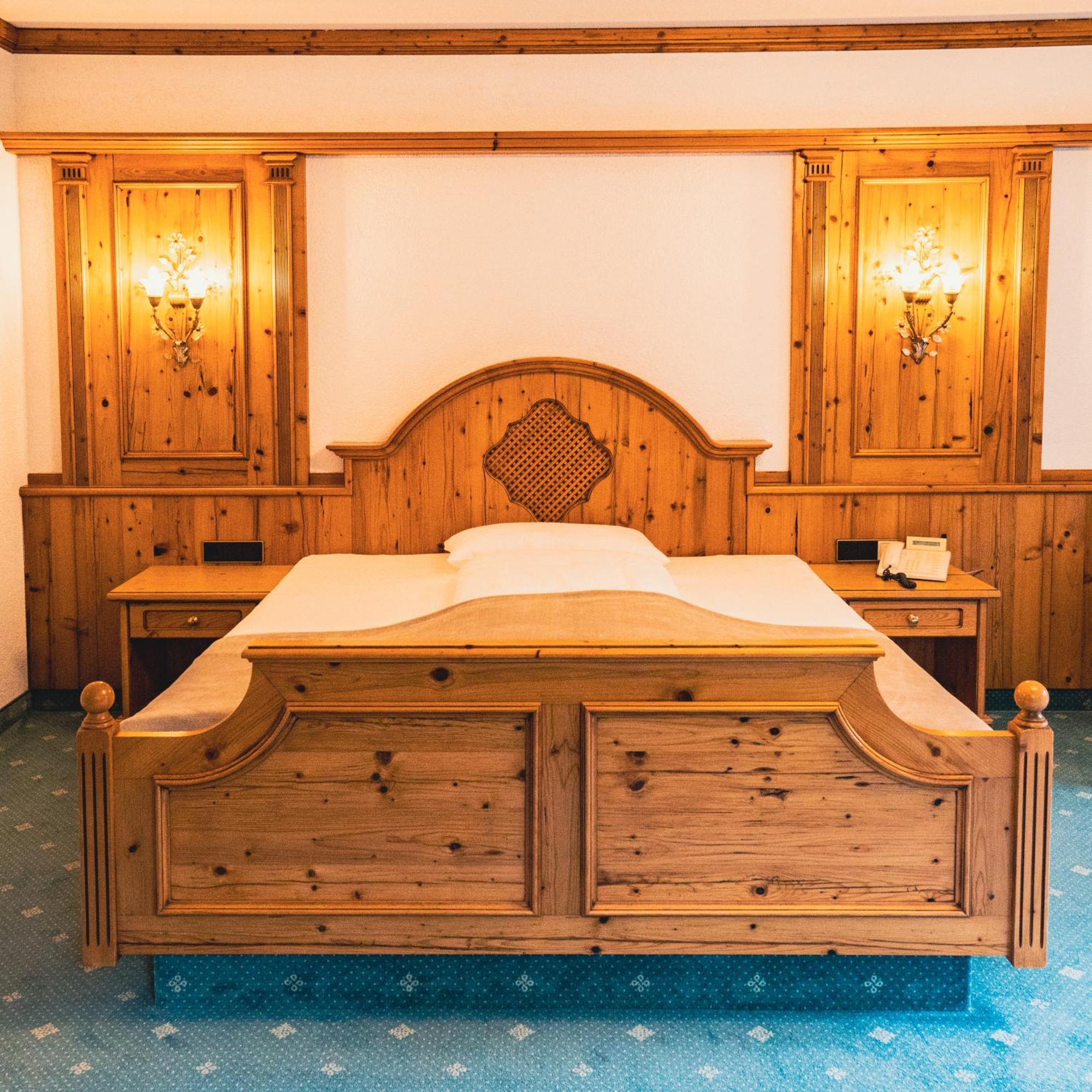 Hotel-Restaurant Kreuzberghof Tagungs- Und Veranstaltungshotel Tiefenbach  Kültér fotó