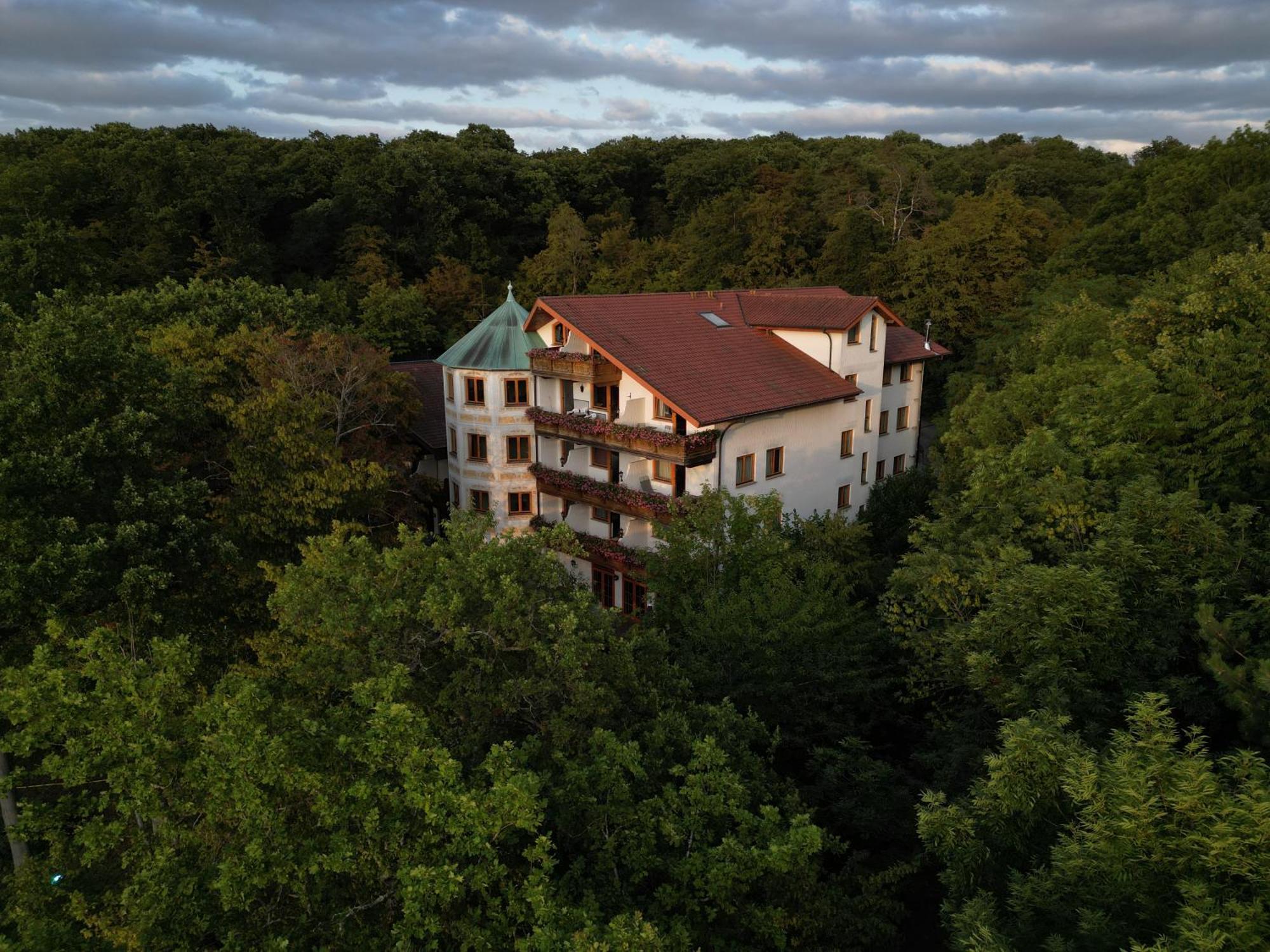 Hotel-Restaurant Kreuzberghof Tagungs- Und Veranstaltungshotel Tiefenbach  Kültér fotó