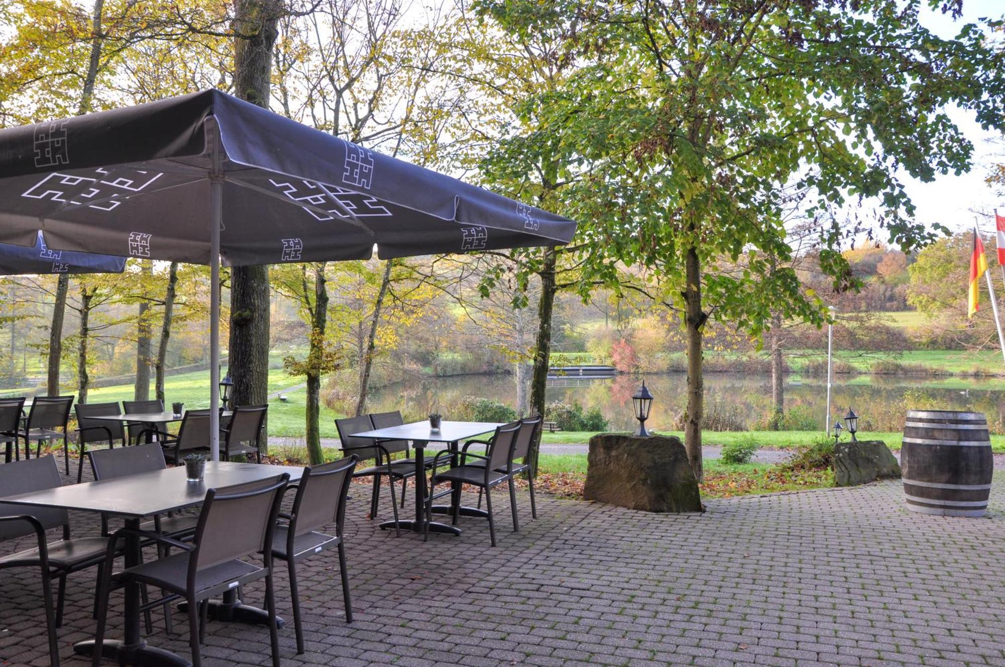 Hotel-Restaurant Kreuzberghof Tagungs- Und Veranstaltungshotel Tiefenbach  Kültér fotó