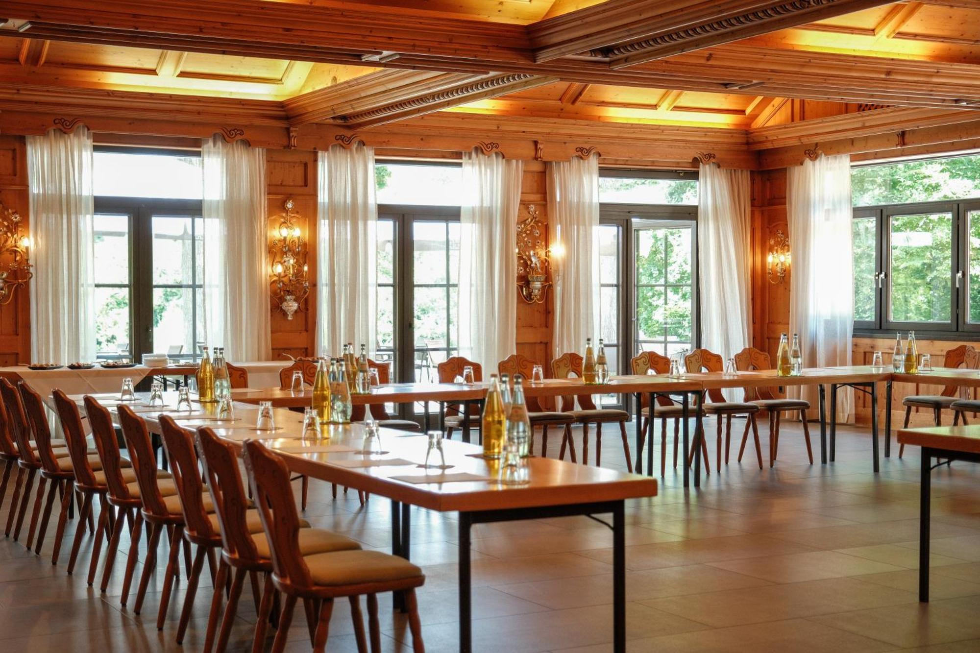 Hotel-Restaurant Kreuzberghof Tagungs- Und Veranstaltungshotel Tiefenbach  Kültér fotó